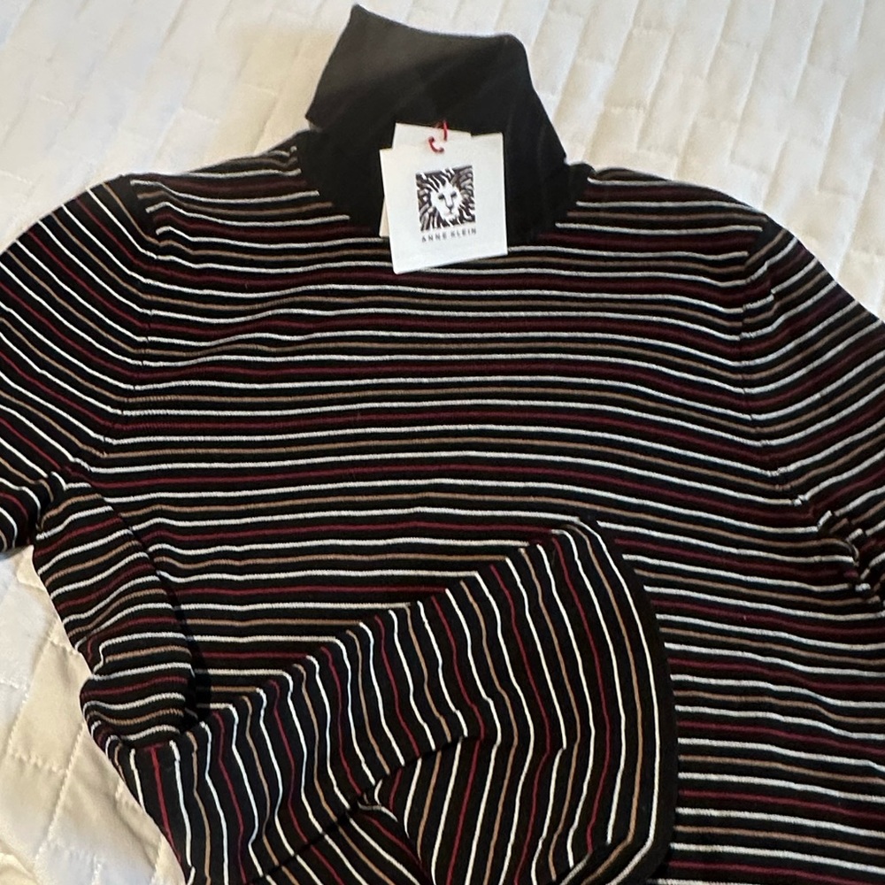ANNE KLEIN Small Half-Sleeve Striped Turtleneck STUNNING! New!